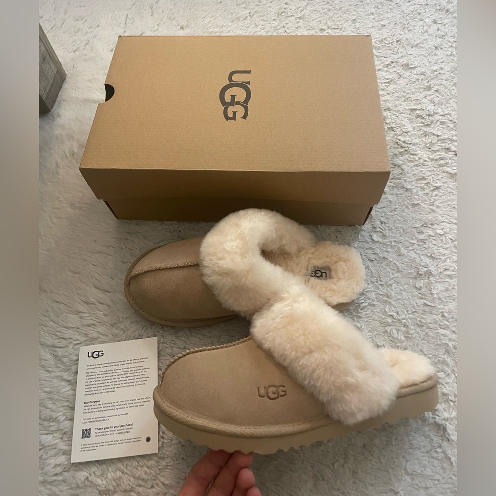 *SOLD* UGG Cozy Slippers